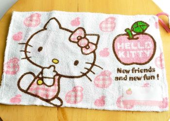 Hello Kitty Kitchen Washing Up Dish Cleaning Cloth Towel Apple
