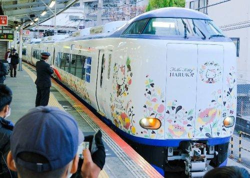 Riding Japan's Rails With Hello Kitty - Flipboard